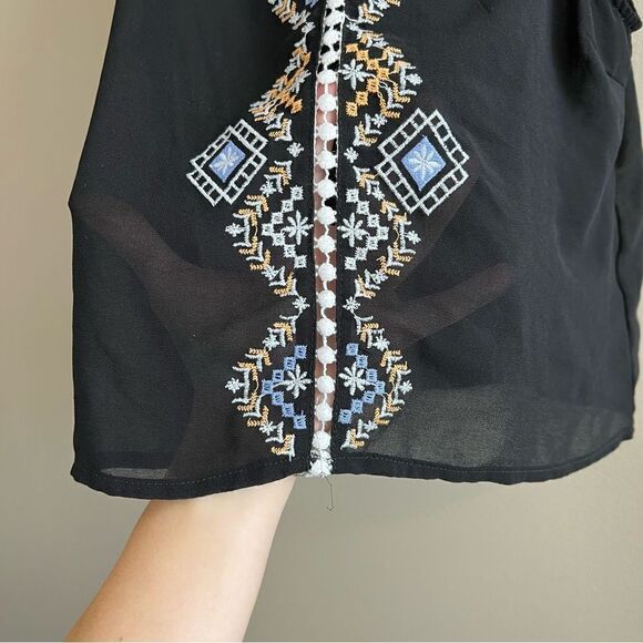 ✨ Iris Los Angeles Black Sheer Top Medium - Picture 5 of 8